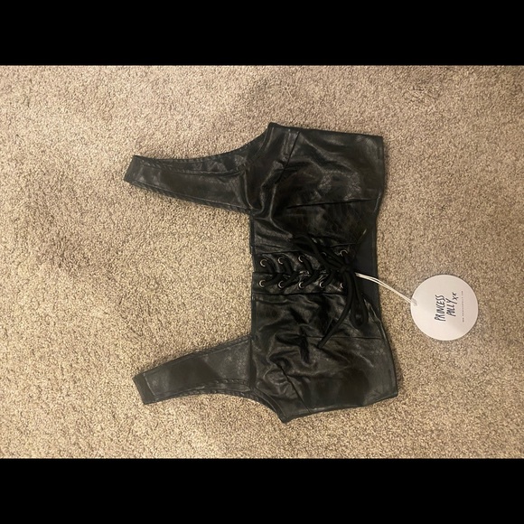 Princess Polly crop top - Picture 2 of 6